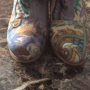 Collection Privee booties